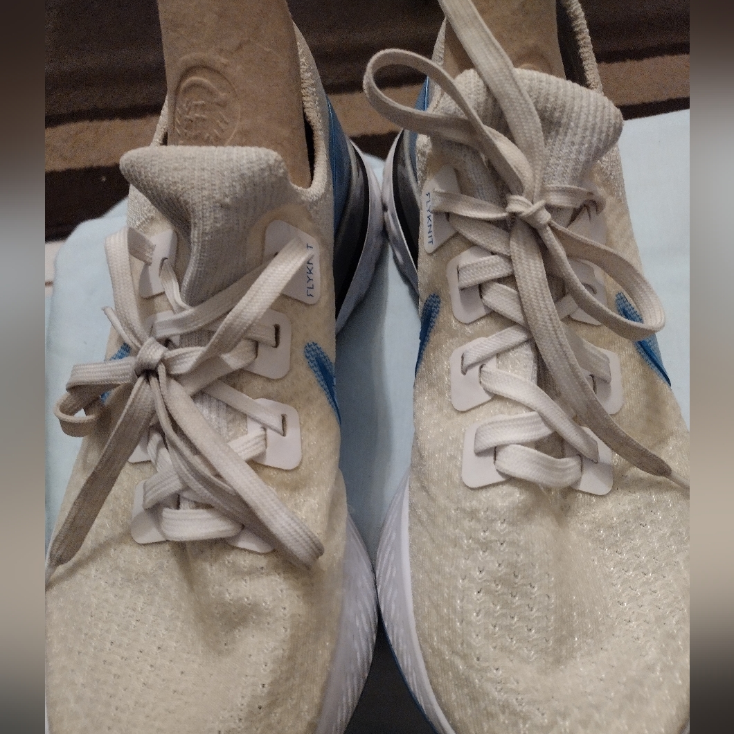 Euc Nike React